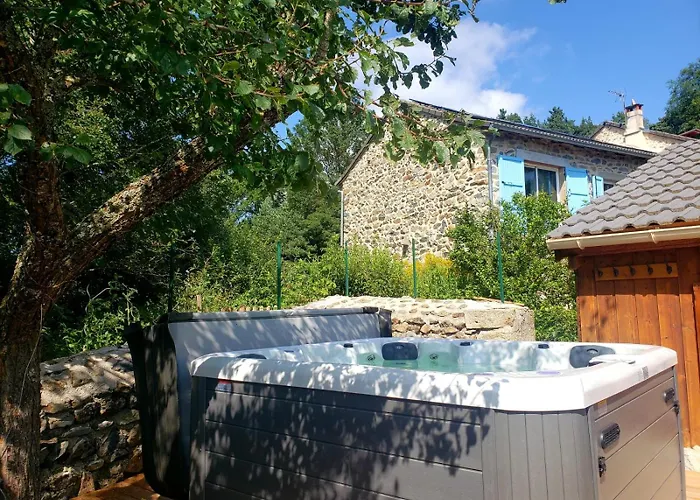 La Chabanade 3* Saint-Pierre-Eynac